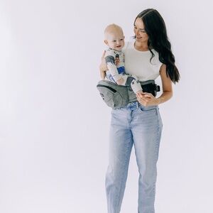 The Tushbaby Hip Carrier
